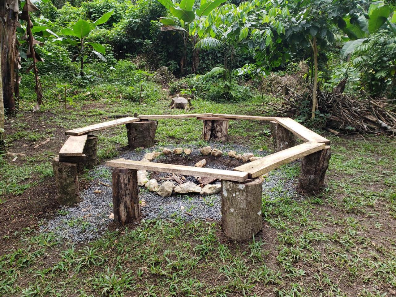 Aruma Eco-Hostal Lanquin Exterior photo