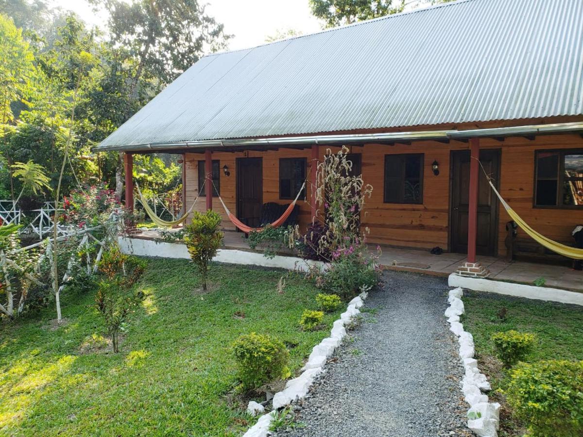 Aruma Eco-Hostal Lanquin Exterior photo